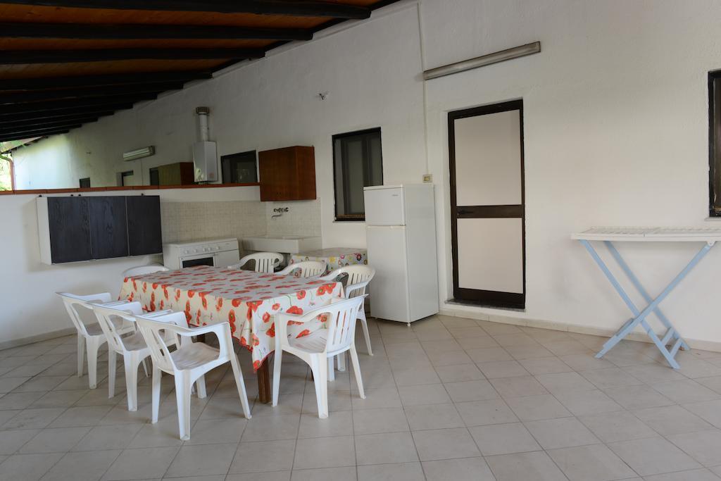 Villaggio La Pantera Rosa Scalea Zimmer foto